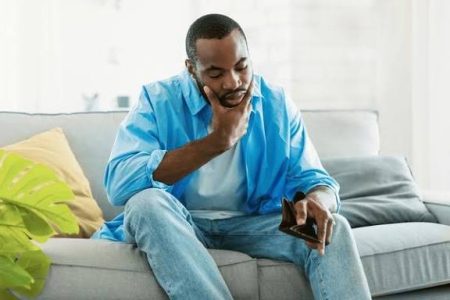 When My Old School Hosted a Reunion, Everyone Arrived in Cars Except Me — Taking a Taxi Became My Most Hurtful Experience, Brian Reveals