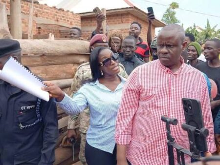 LET ME TALK, I DON’T LIKE THIS, PLEASE FOR ONCE RESPECT THIS MEETING!! Minister Balaam Openly Blasts Nameere During Heated Masaka Meeting